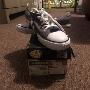 Dunlop Men Low Top Canvas Sneaker